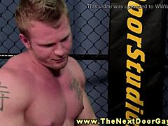 Atlet-atlet pesta makan kontol di parti percutian liar