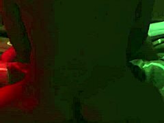 Presvedčujem svojho zlomeného gayho najlepšieho kamaráta vyskúšať môj zadok po drinkoch! 🍻💔