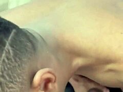 Grosses bites baisent fort en action bareback