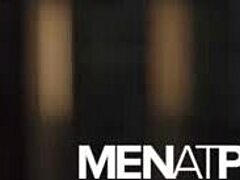 Nećeš verovati kasnosmenska smena jebanje sa kolegom pretvara se u monster kurac dupe jebanje oralni pušić analno u džok kostimima