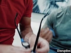 Aljas mostohaapa dugja mostohafiát orális és seggdugással