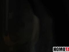 Αδερφάκια μητριάς γαμάνε χωρίς προφυλακτικό με πίπες βαθιές, γλείψιμο κώλου, face fuck και παναγιά τη σωτηρία!